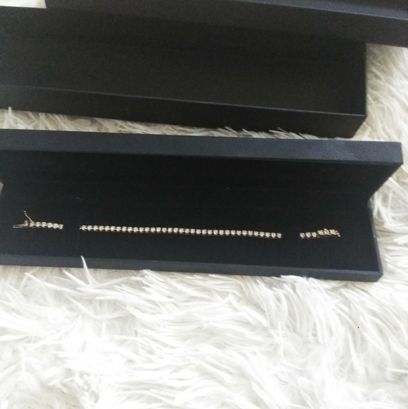 REAL TENNIS BRACELET - Picture 3 of 3